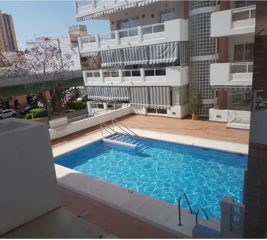 Wohnung mit Pool zum Verkauf in Playa de los Boliches