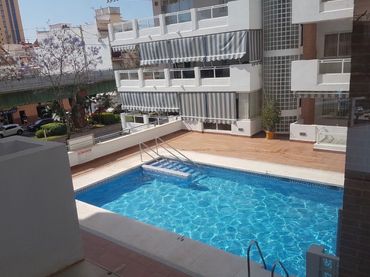 Wohnung mit Pool zum Verkauf in Playa de los Boliches
