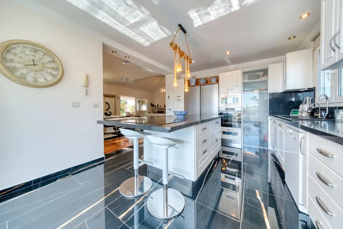 Cocina de Casa o chalet en venta en Mijas con Aire acondicionado, Jardín privado y Terraza