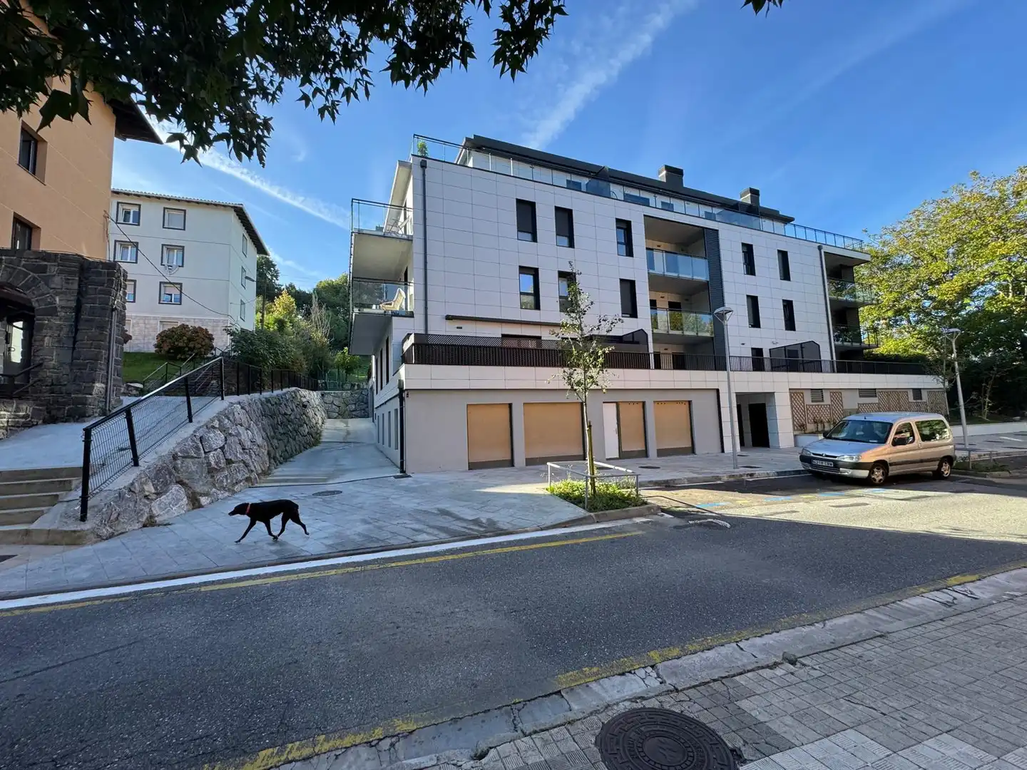 Garaje en venta en Irun , Gipuzkoa