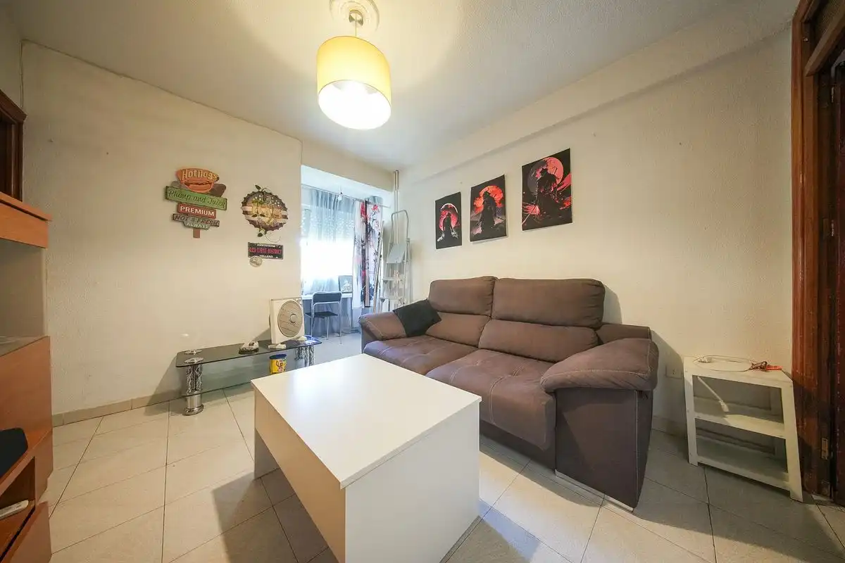 Appartamento in vendita a Calle de La Alcarria, imagen 2