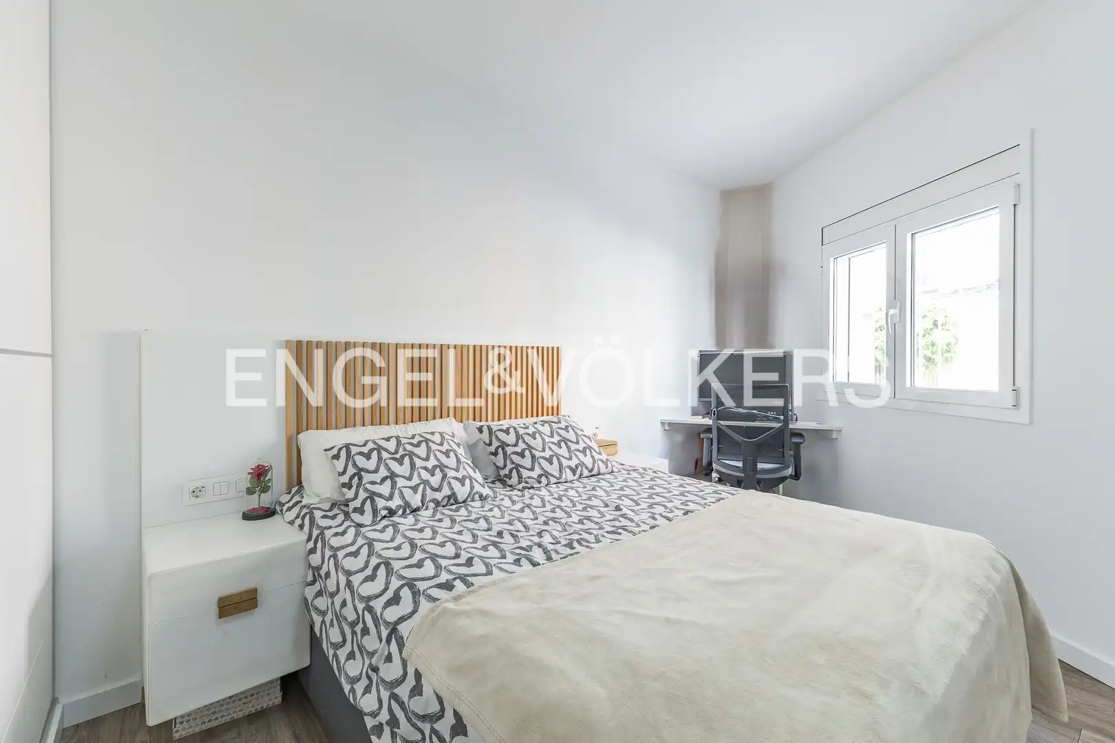 Habitación de Apartamento en venta en Sant Joan Despí con Aire acondicionado y Calefacción