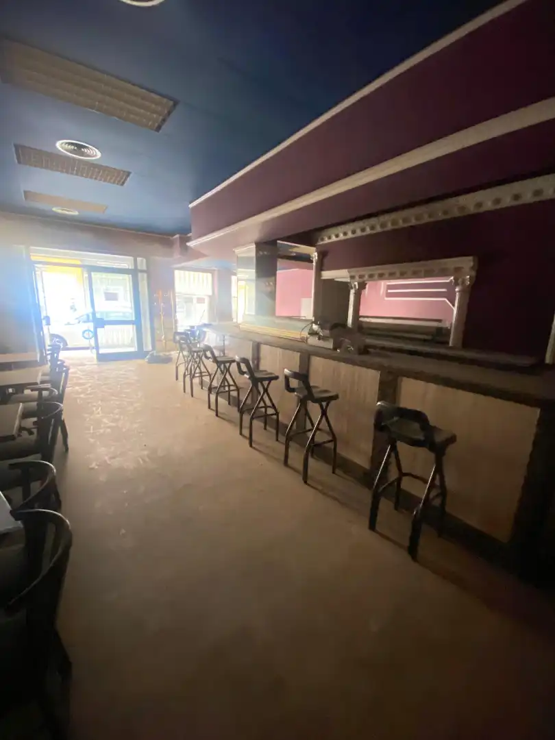 Local comercial en venta en Calle Elisa Cendrero, imagen 11
