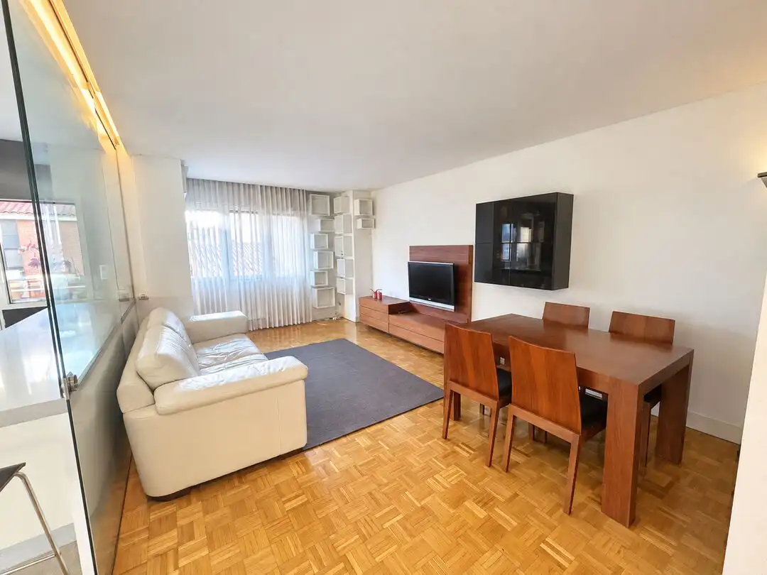 Sala de estar de Piso en venta en Vitoria - Gasteiz con Terraza y Trastero