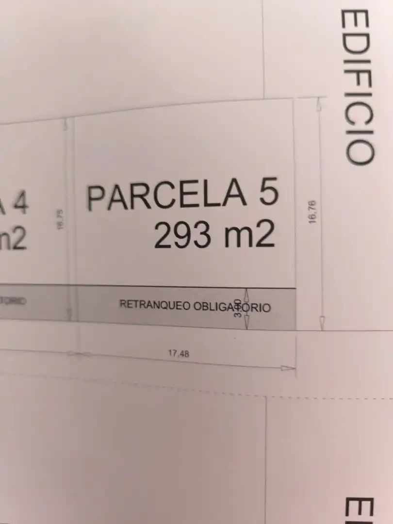 Terreno residencial en venta en Calle Zafra