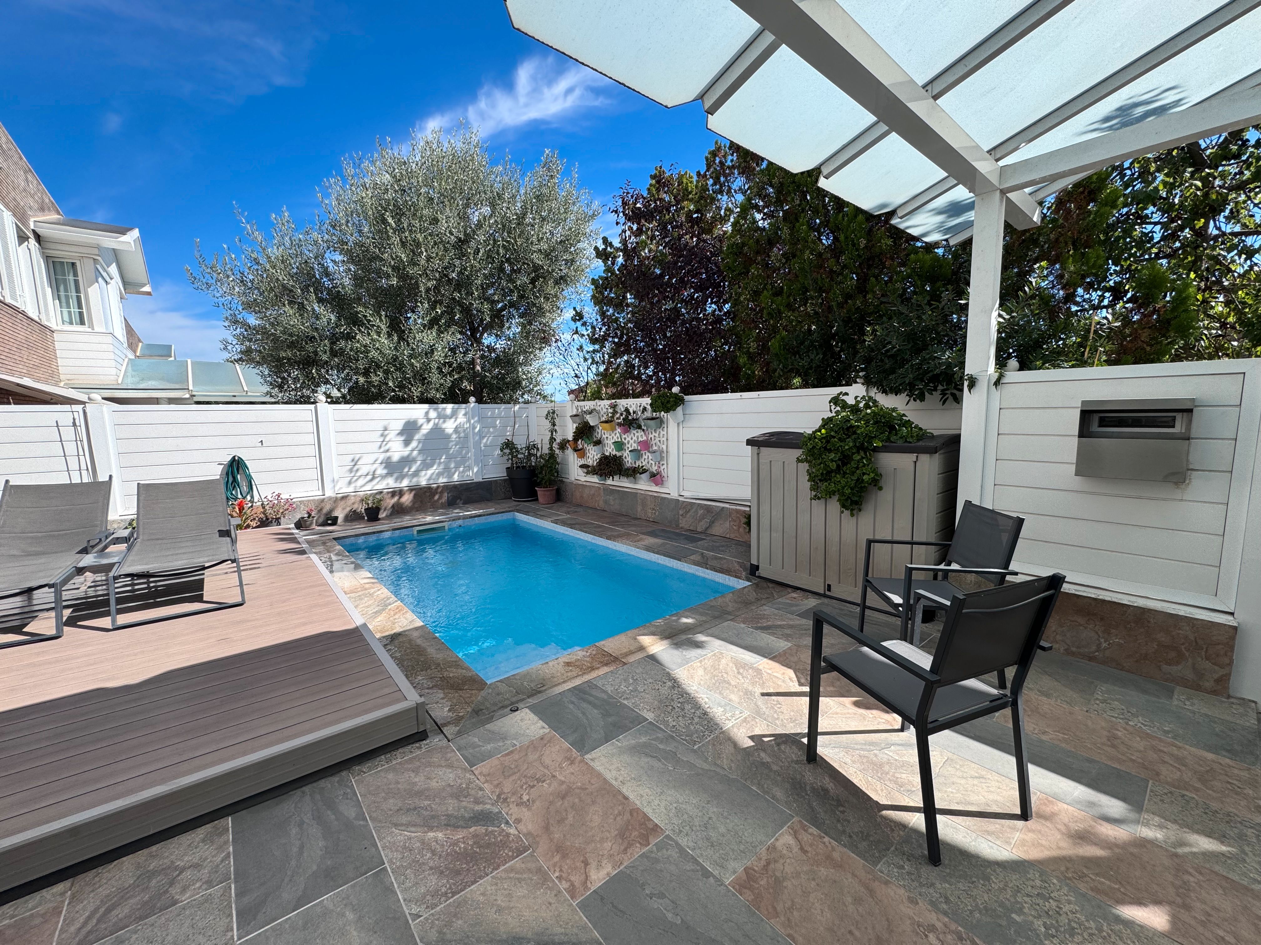 Swimming pool of Single-family semi-detached to rent in Sant Quirze del Vallès  with Heating