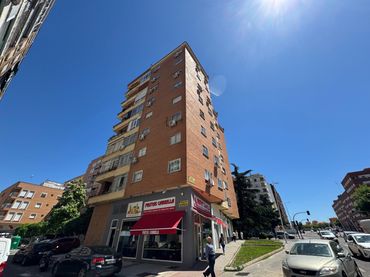 Appartamento con balcone in vendita a Casco Antiguo