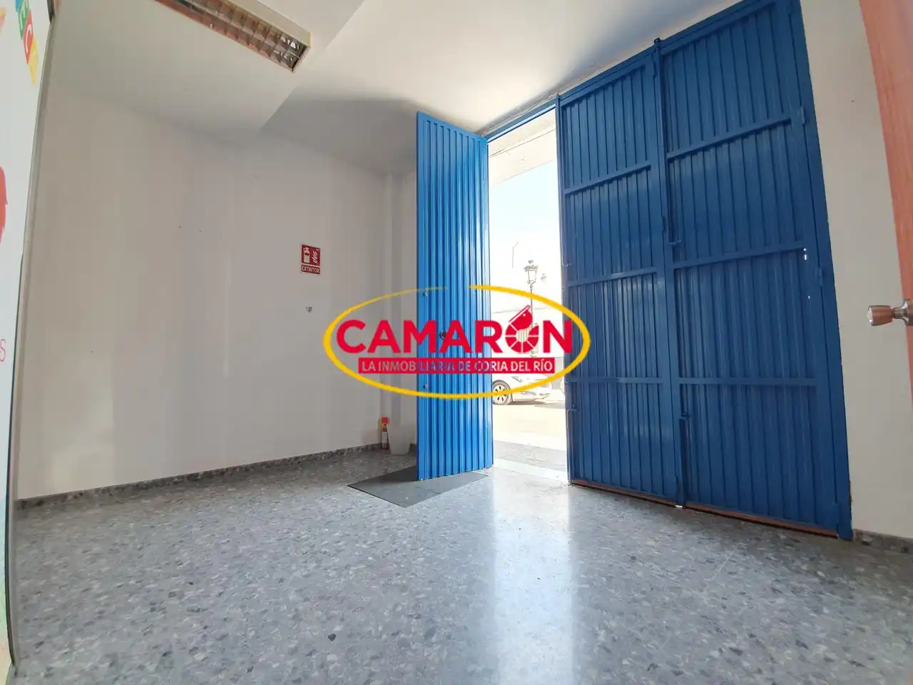 Local comercial en venta en Coria del Río, imagen 2