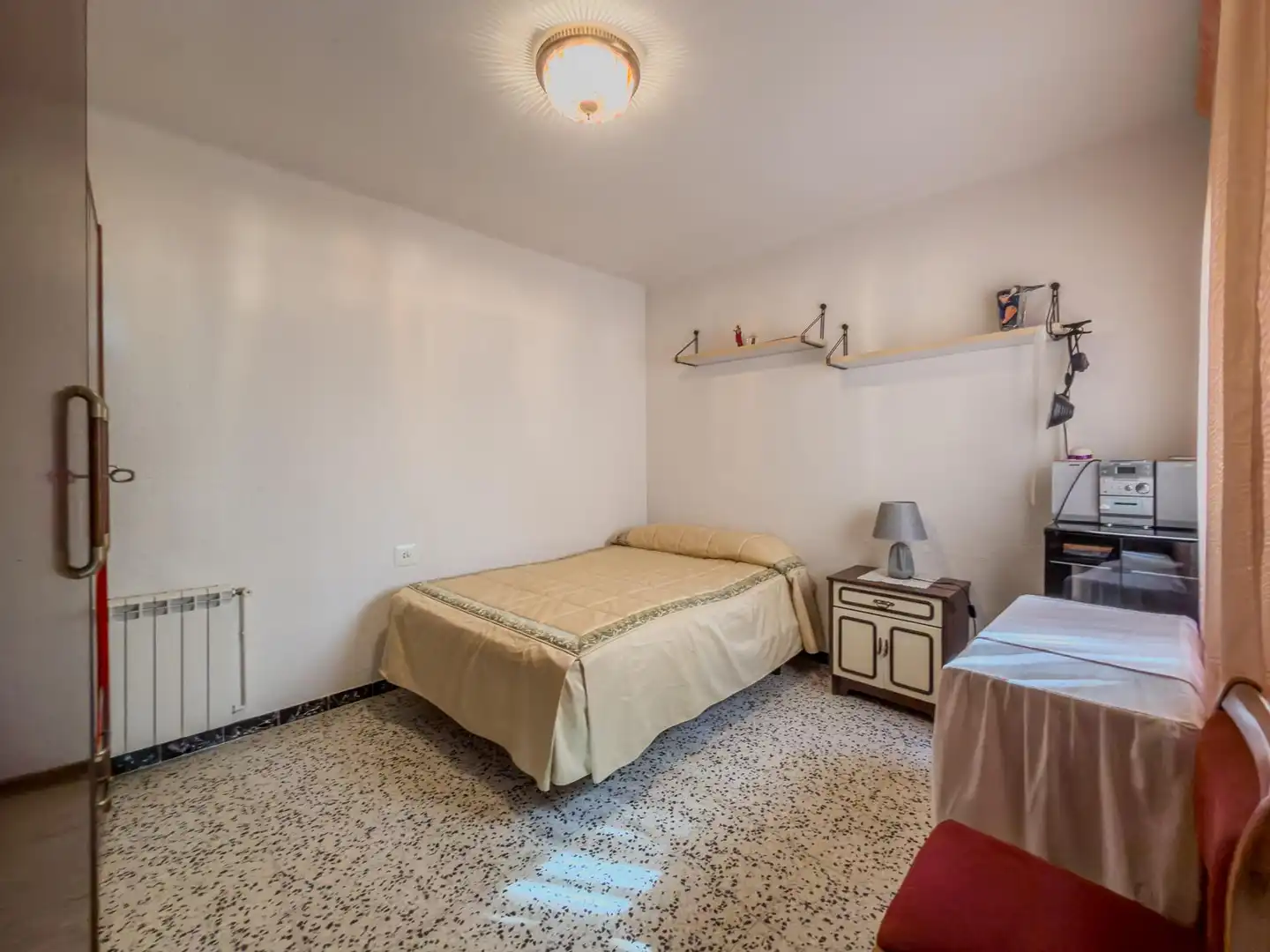 Schlafzimmer von Wohnung zum Verkauf in Terrassa mit Heizung
