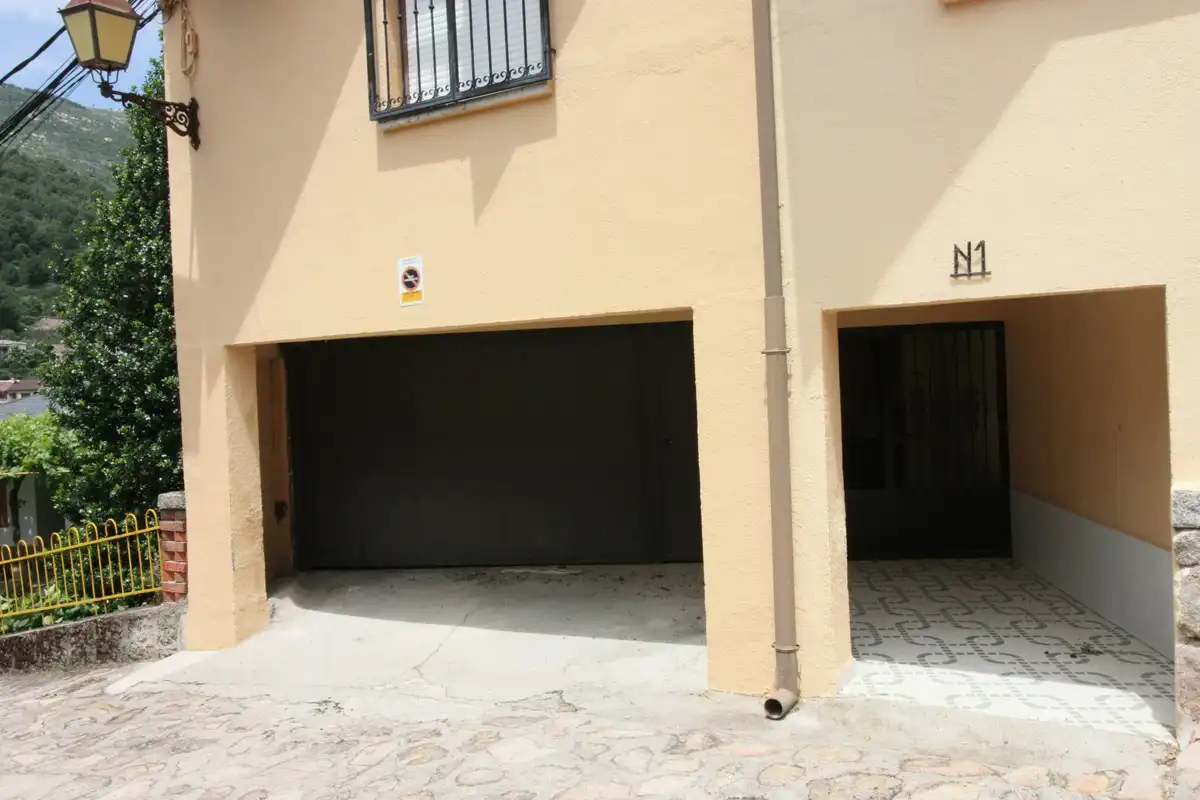Parking de Piso en venta en Cuevas del Valle con Calefacción, Amueblado y Balcón