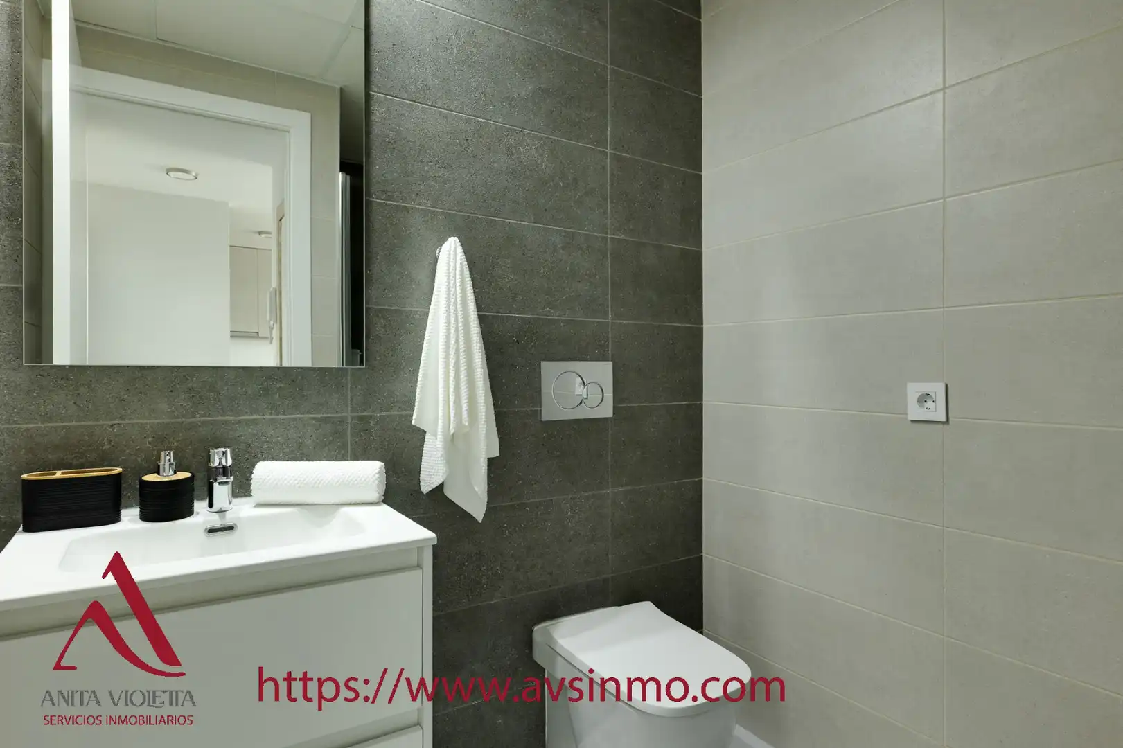 Bathroom of Apartments for rent in Torrevieja  with Air Conditioner, Heating and Terrace