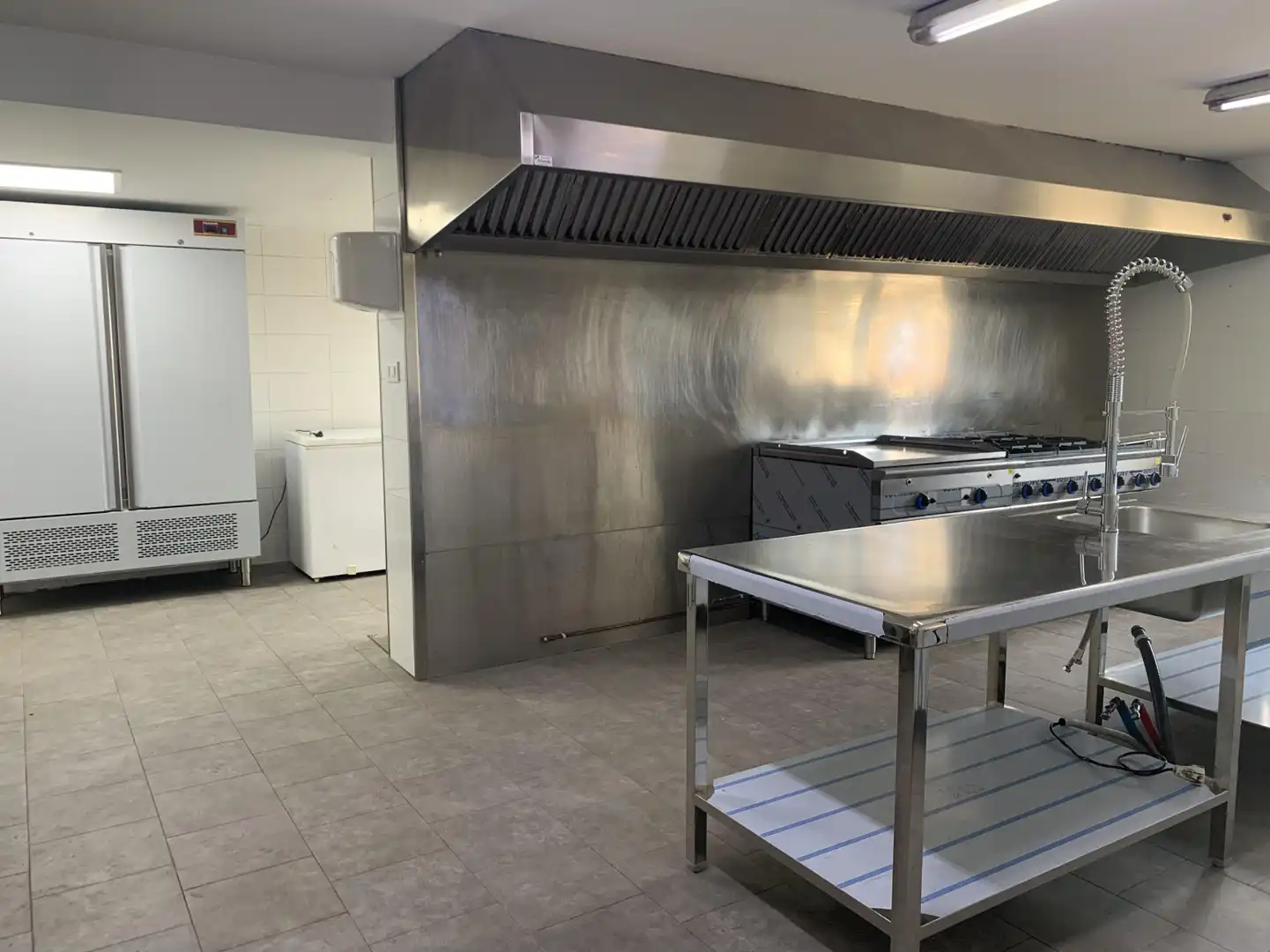 Cuina de Local en venda en Ribamontán al Monte