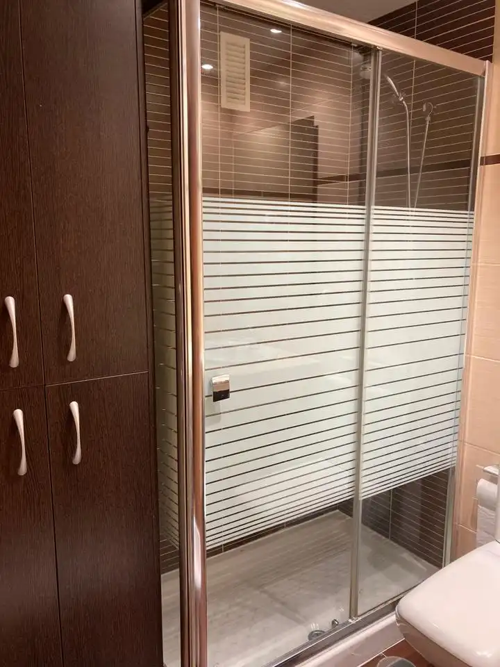 Bathroom of Flat for rent in Coslada  with Air Conditioner, Furnished and Community pool