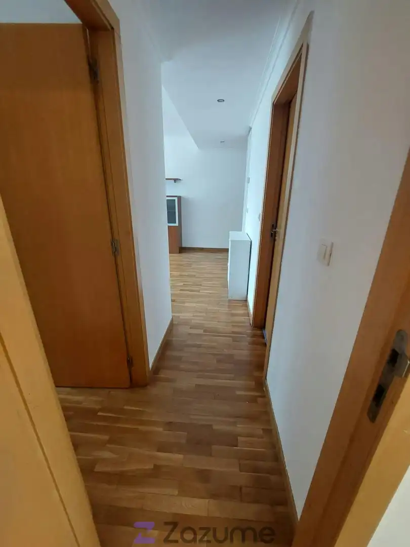 Piso de alquiler en Pontevedra Capital  con Calefacción, Trastero y Amueblado