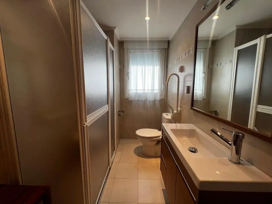 Bathroom of Flat for sale in Vitoria - Gasteiz  with Heating, Terrace and Storage room