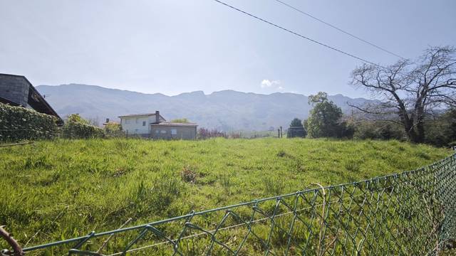 Terreno residencial en Venta en Celorio - Poó - Parres