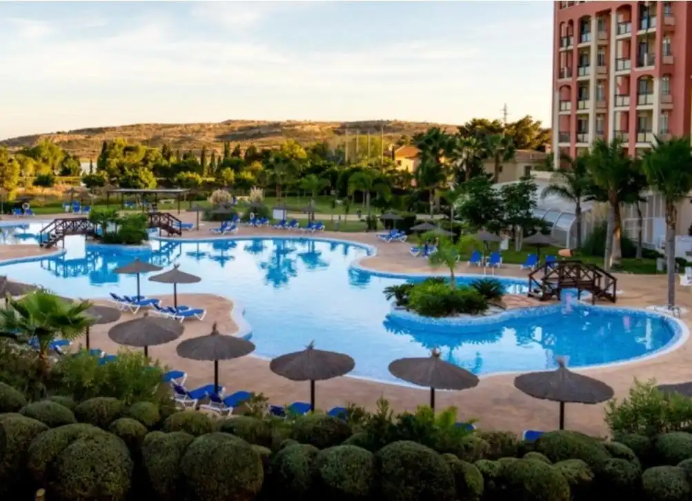 Piscina de Casa o chalet en venta en Mutxamel con Aire acondicionado, Jardín privado y Parquet