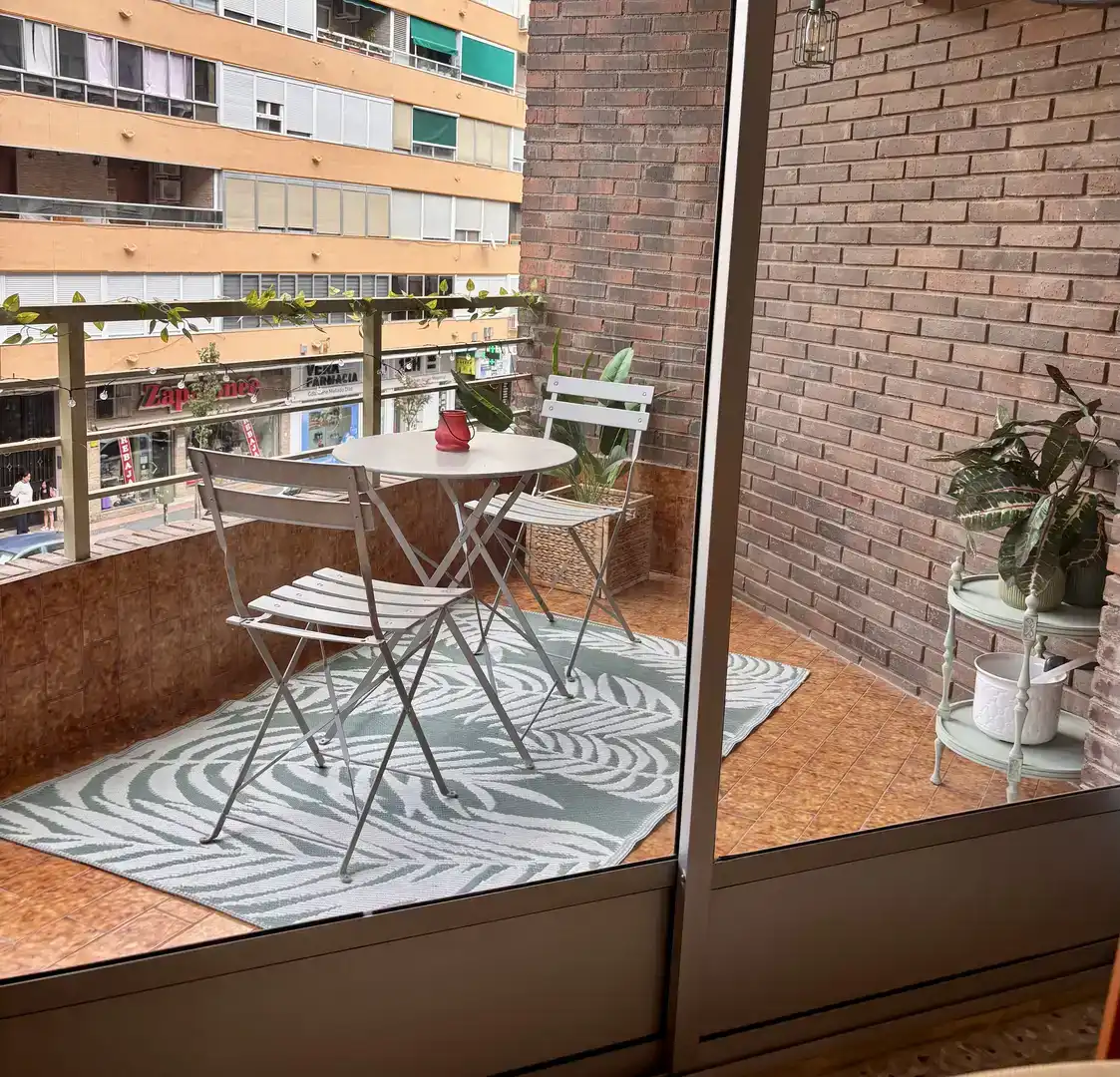 Terrassa de Pis de lloguer en Cáceres Capital amb Aire condicionat i Balcó