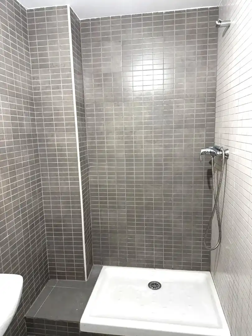 Bathroom of Study for sale in Zaragoza  with Heating and Balcony