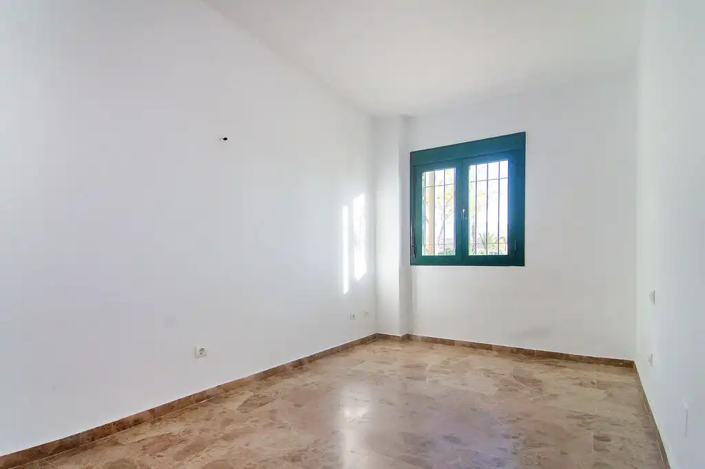 Bedroom of Flat for sale in San Pedro de Alcántara