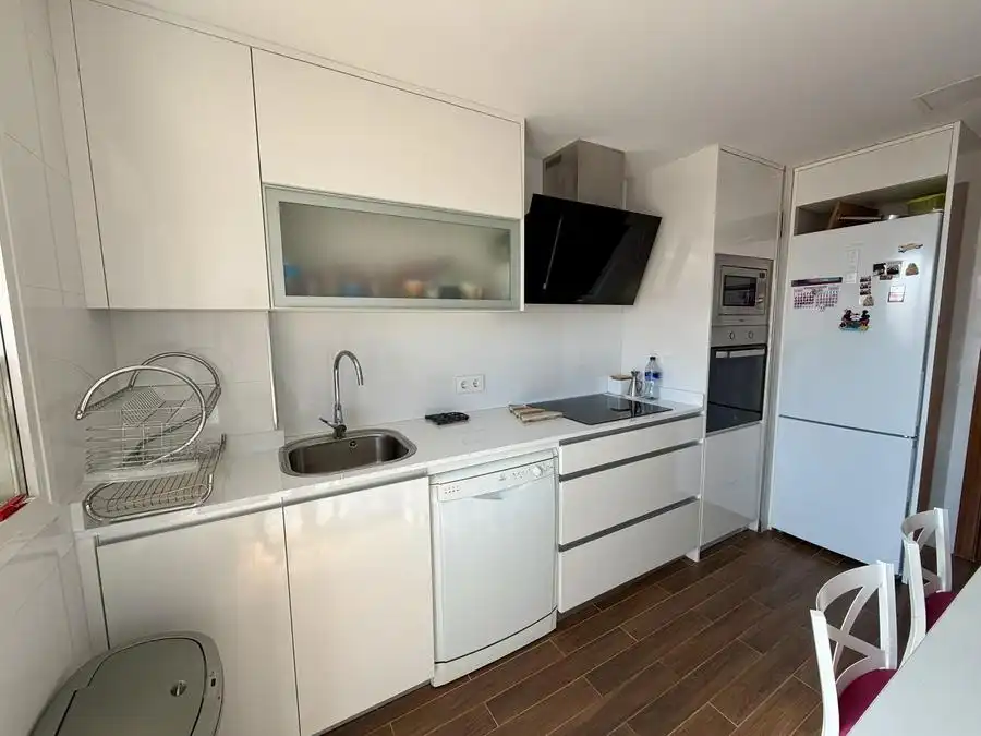 Küche von Wohnung zum Verkauf in Madrid mit Klimaanlage, Heizung und Schwimmbad
