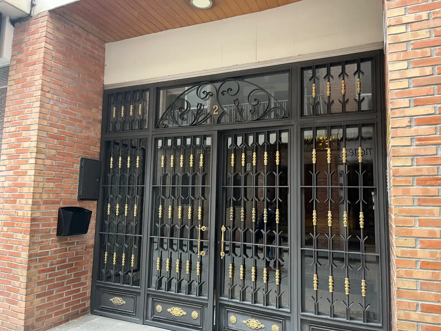 Vista exterior de Pis en venda en Granada