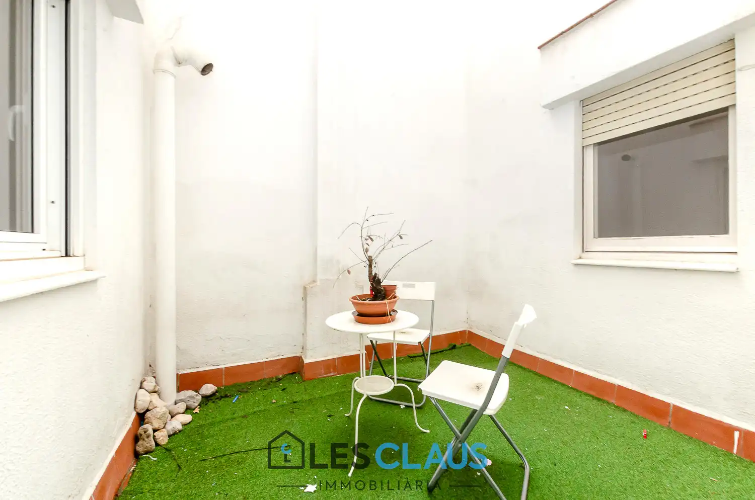 Exterior view of Flat for sale in Sants - Montjuïc