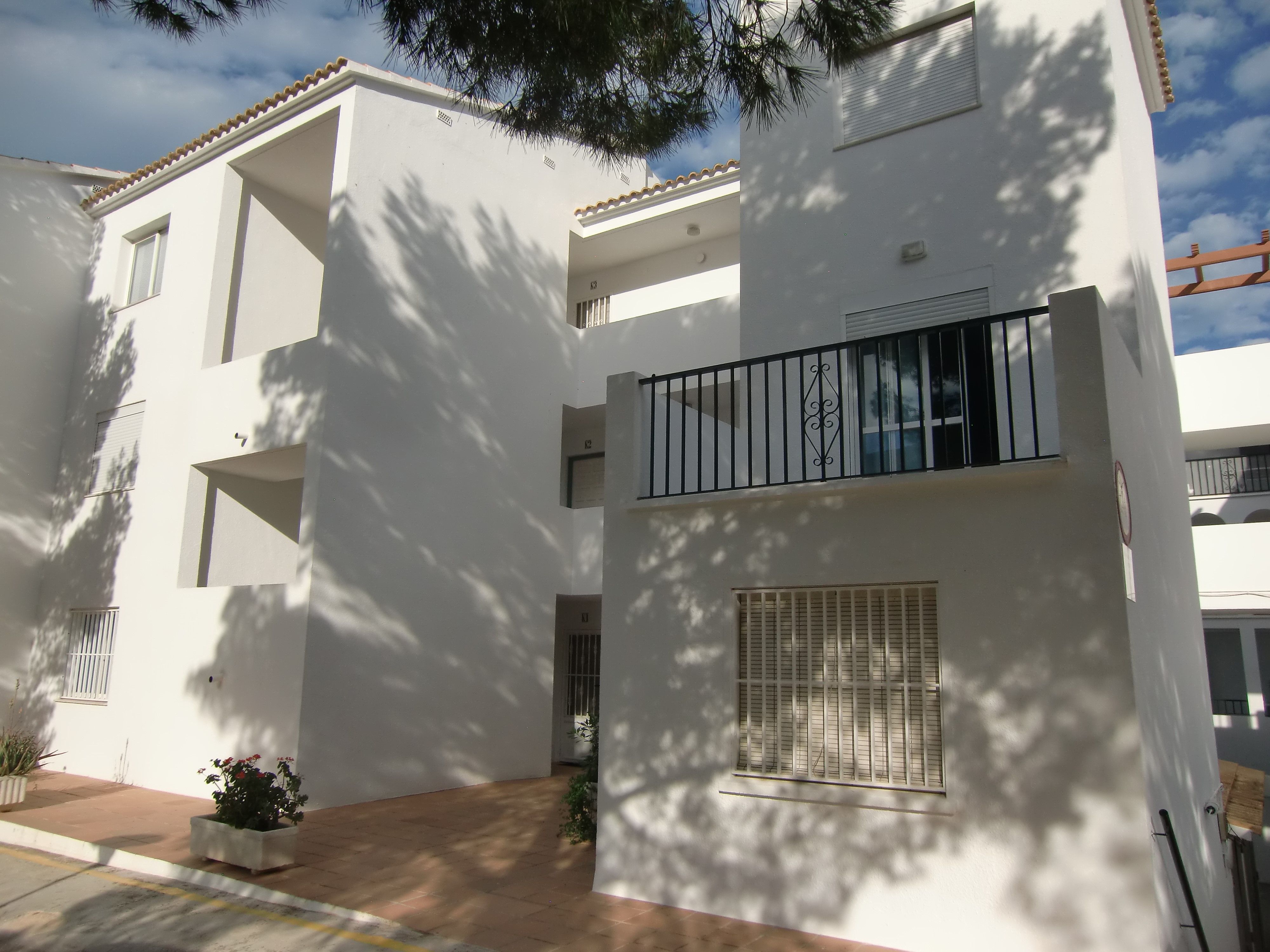 Vista exterior de Apartamento en venta en Peñíscola / Peníscola con Terraza, Amueblado y Horno