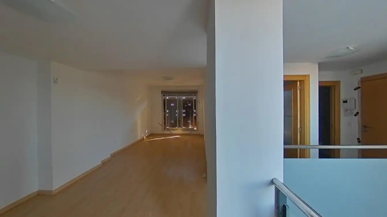 Dúplex en venta en Torrent con Piscina