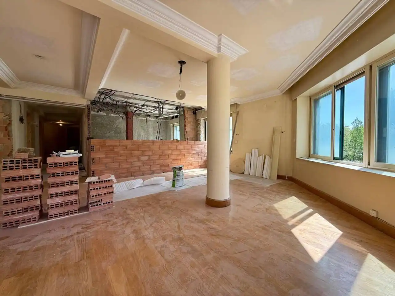 Piso en venta en Burgos con Calefacción, Parquet y Terraza