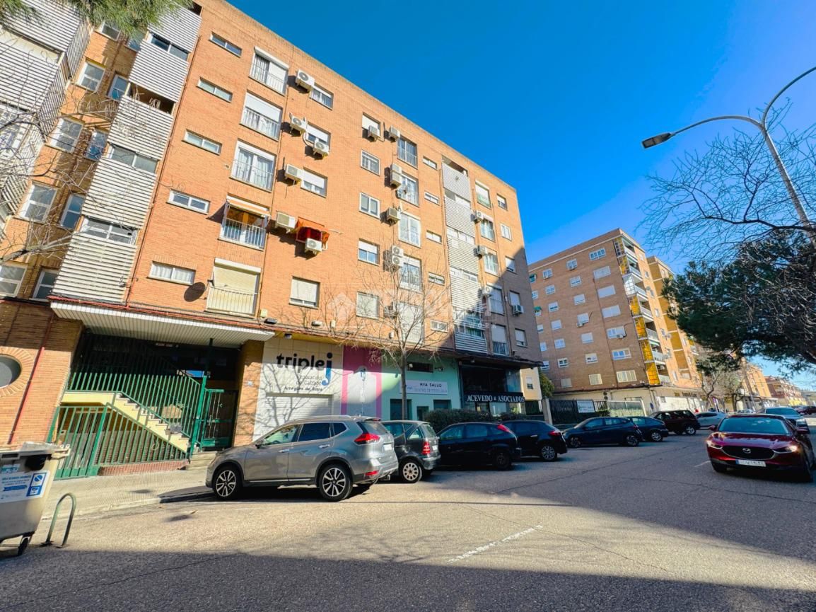 Vista exterior de Pis en venda en Talavera de la Reina amb Aire condicionat, Calefacció i Terrassa