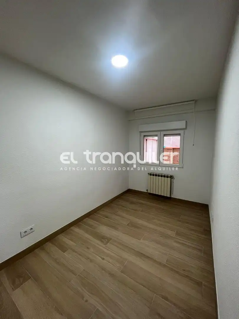 Habitación de Piso de alquiler en Madrid con Aire acondicionado, Parquet y Se aceptan mascotas
