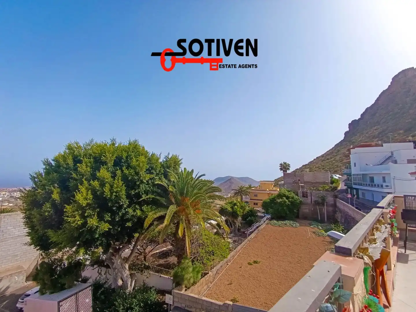 Vista exterior de Apartamento en venta en Arona con Terraza