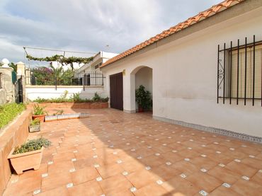 Maison rustique avec jardin à vendre à Calle SERRANO (CB)
