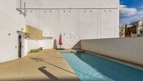 Swimming pool of Flat for sale in  Barcelona Capital  with Air Conditioner, Heating and Terrace