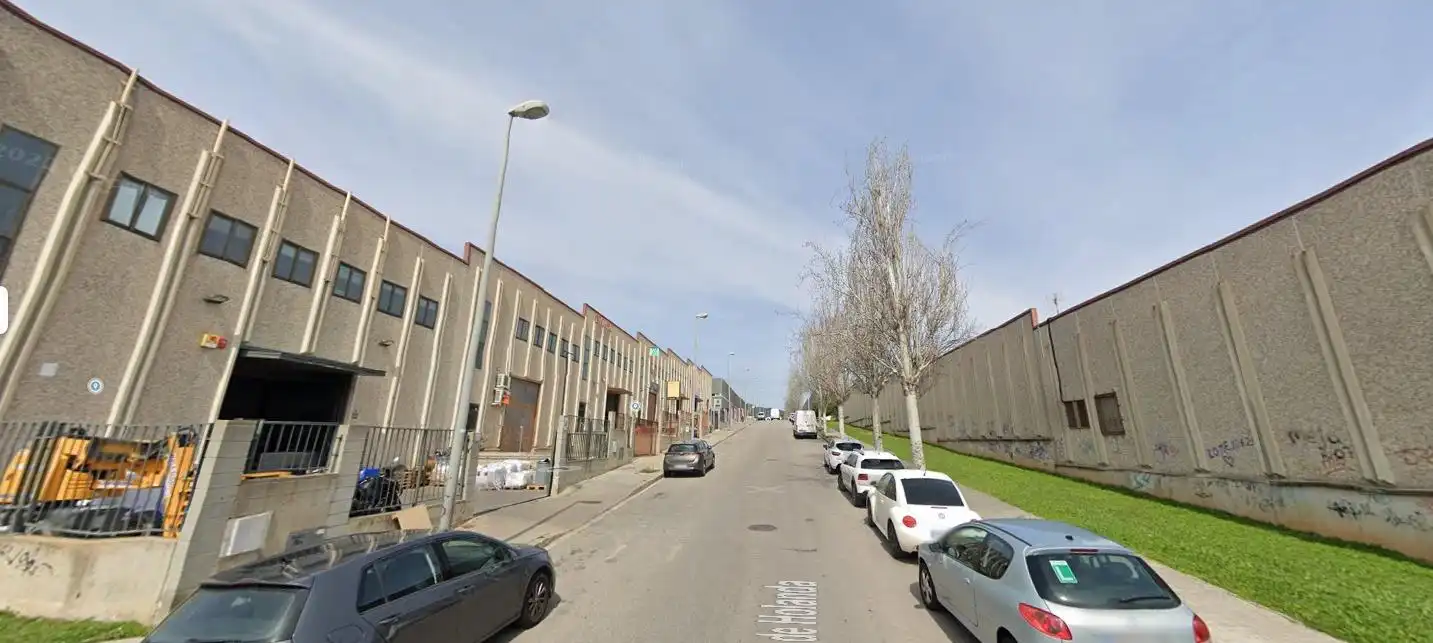 Nave industrial de alquiler en Montigalà