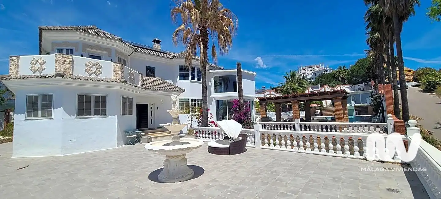 Casa amb piscina en venda a Montesol