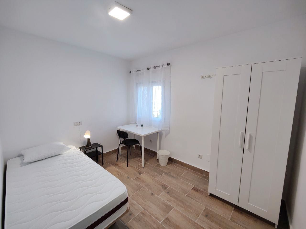 Bedroom of Flat to share in Collado Villalba  with Heating, Terrace and Furnished