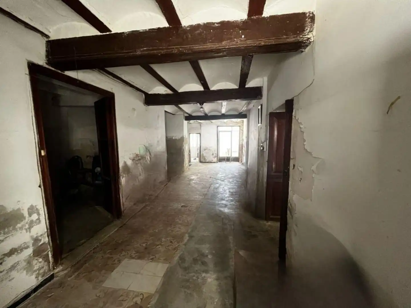 Country homes for sale in Alberic  with Private garden and Storage room