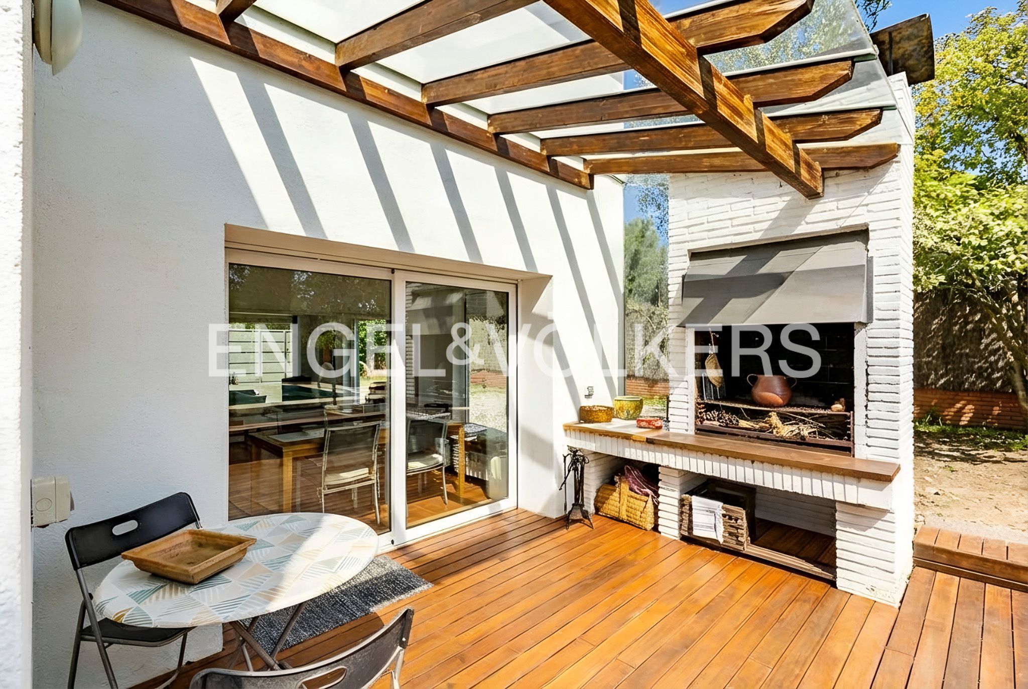 Terrassa de Casa o xalet en venda en Sant Cugat del Vallès amb Aire condicionat, Calefacció i Jardí privat