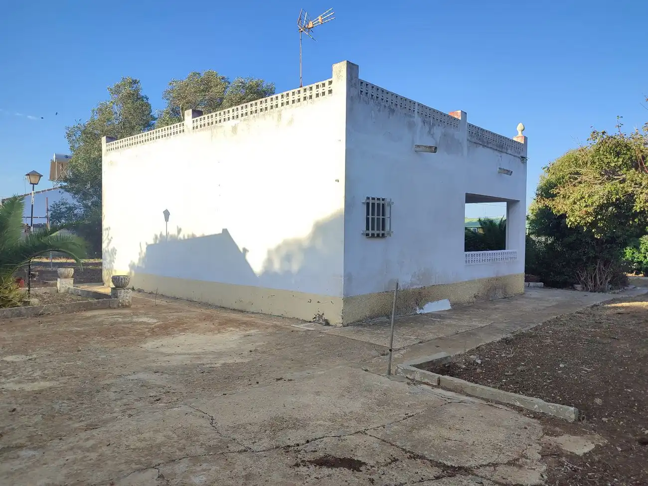Vista exterior de Casa o chalet en venta en Conil de la Frontera con Aire acondicionado, Terraza y Trastero