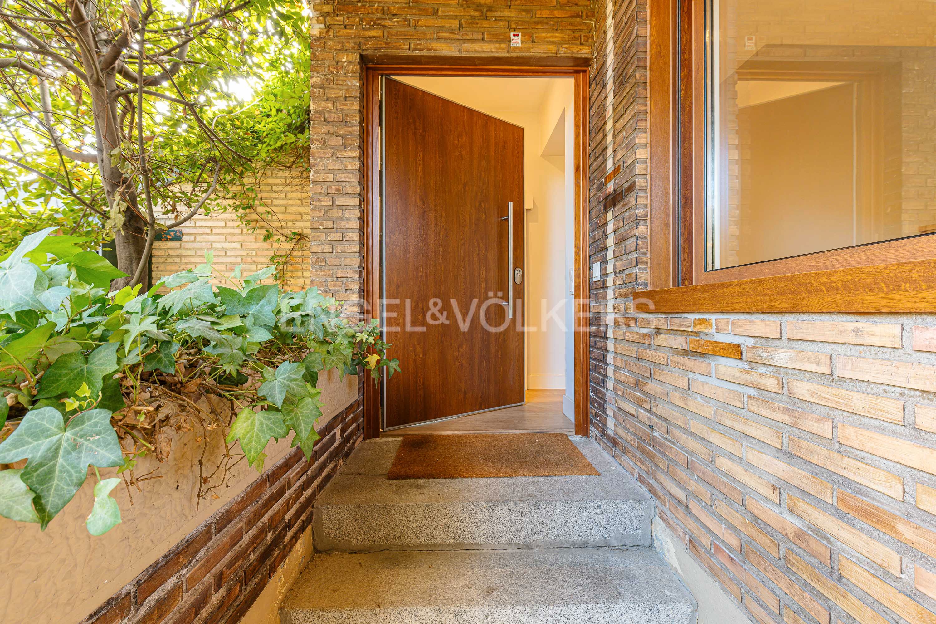 Casa o xalet en venda en  Madrid Capital amb Calefacció i Jardí privat