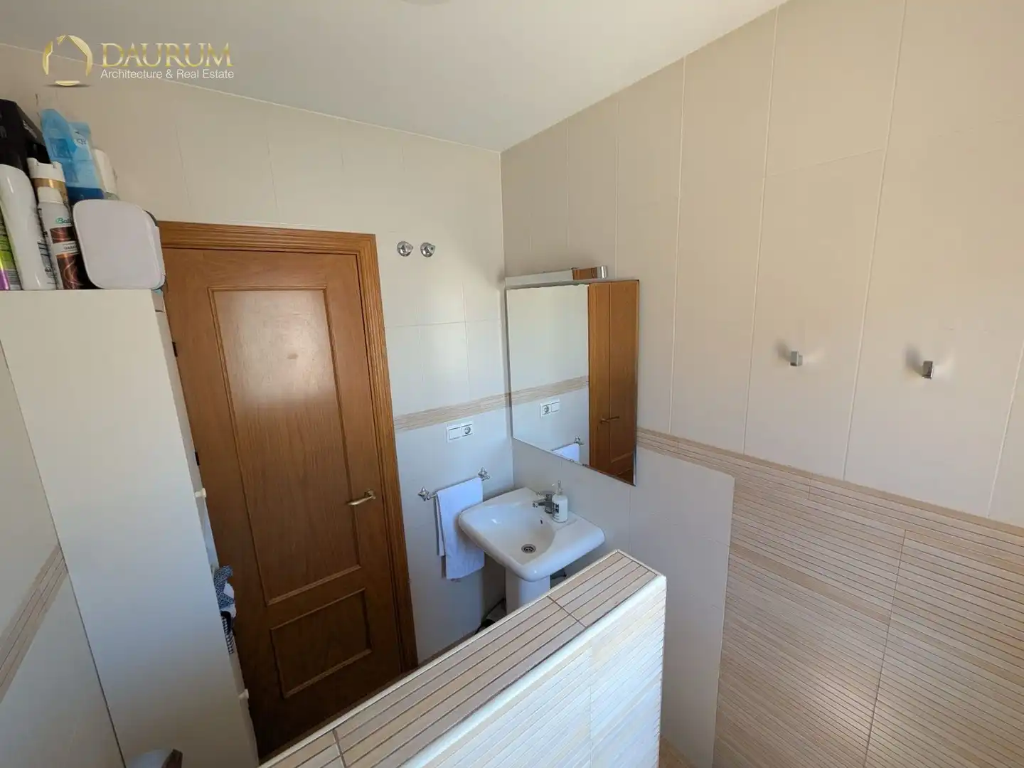 Baño de Piso en venta en Teatinos - Universidad