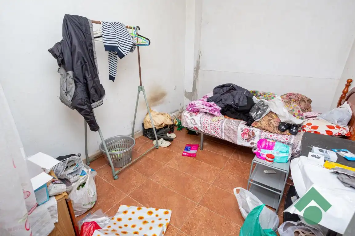 Dormitori de Casa adosada en venda en Algeciras amb Terrassa