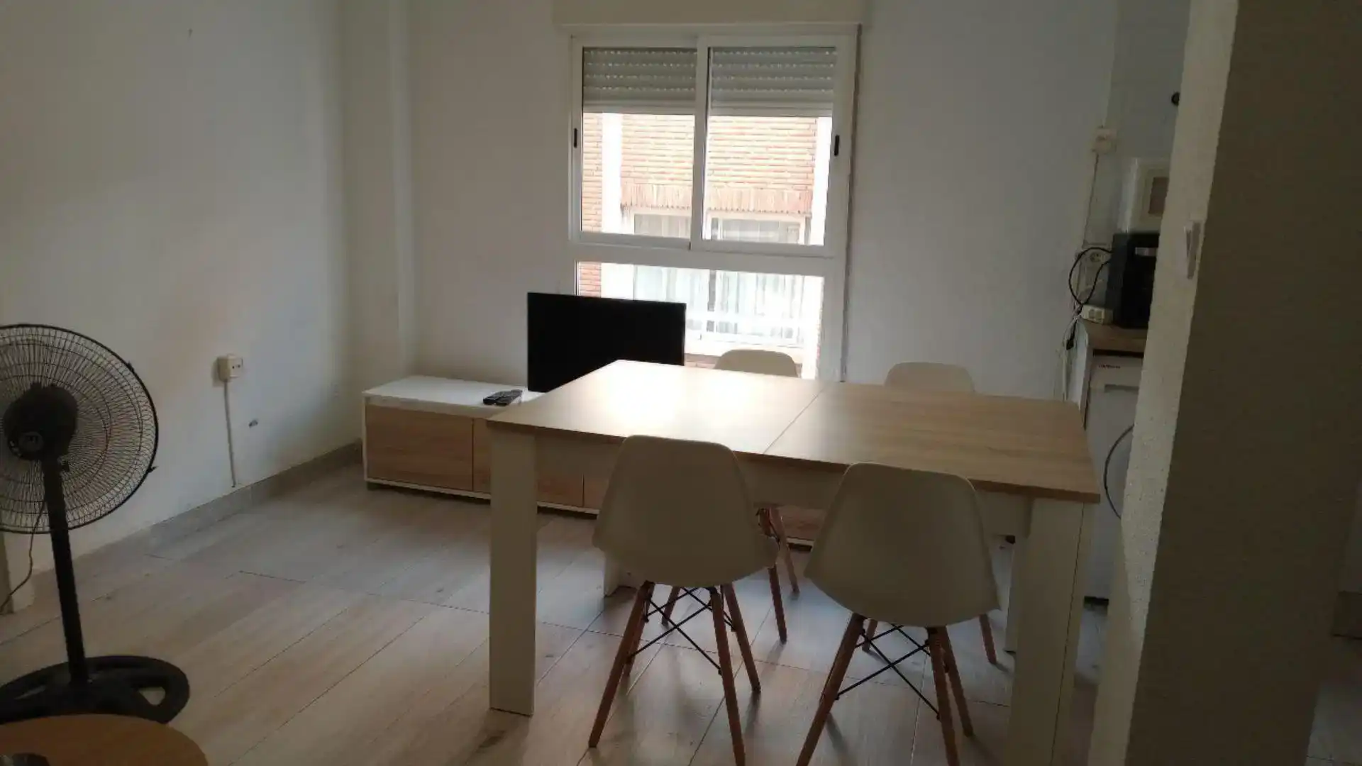 Dining room of Flat for rent in  Valencia Capital  with Air Conditioner