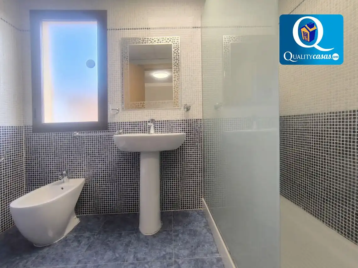 Baño de Casa o chalet en venta en Mutxamel con Aire acondicionado, Calefacción y Terraza