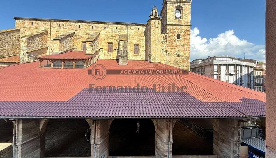 Foto 1 de Piso en venta en Andra Mari Kalea, Durango, Bizkaia