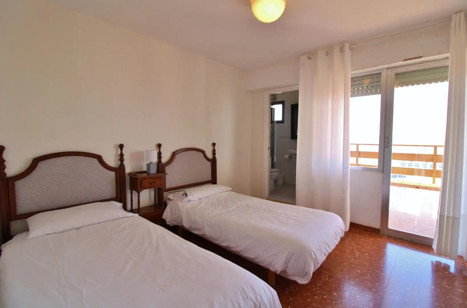 Dormitori de Àtic en venda en Alicante / Alacant amb Terrassa, Balcó i Piscina comunitària