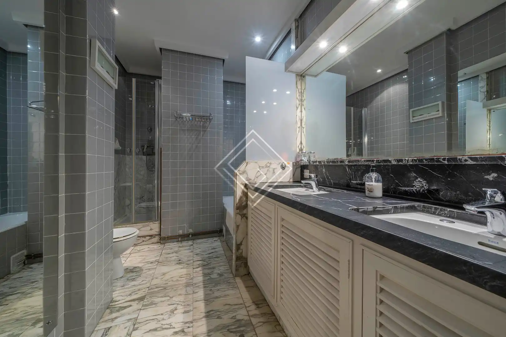 Baño de Piso en venta en Chamartín