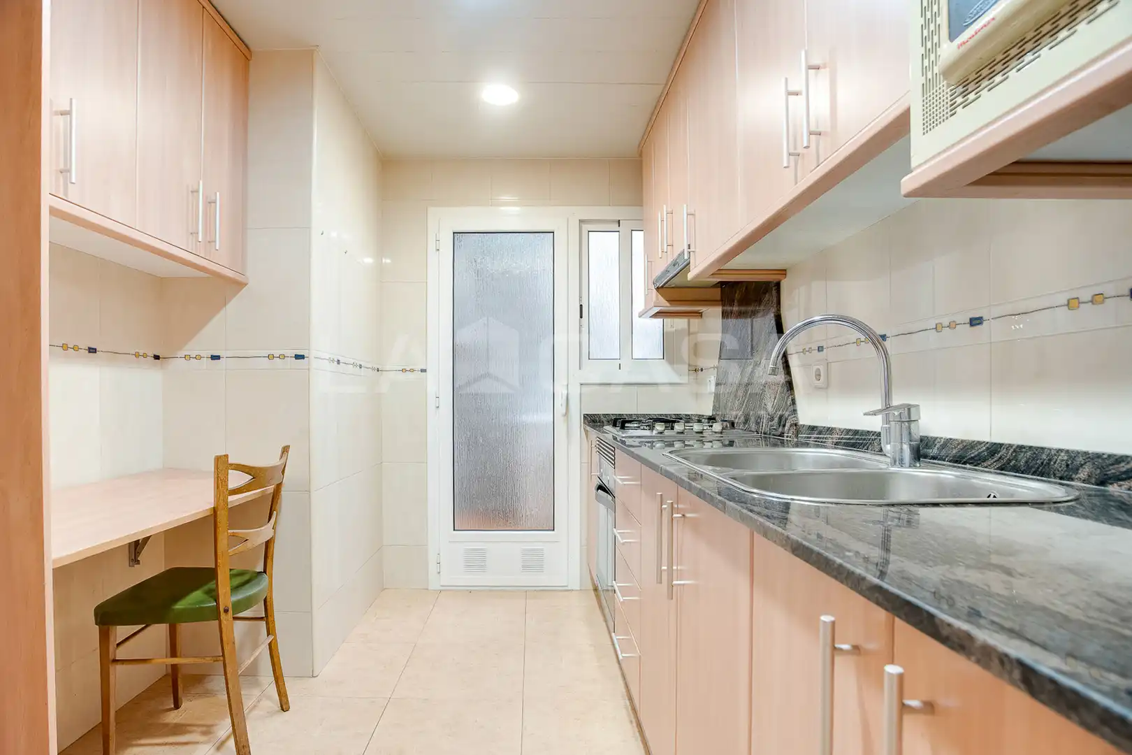 Piso con terraza en venta en Carrer del Camp Arriassa, imagen 21